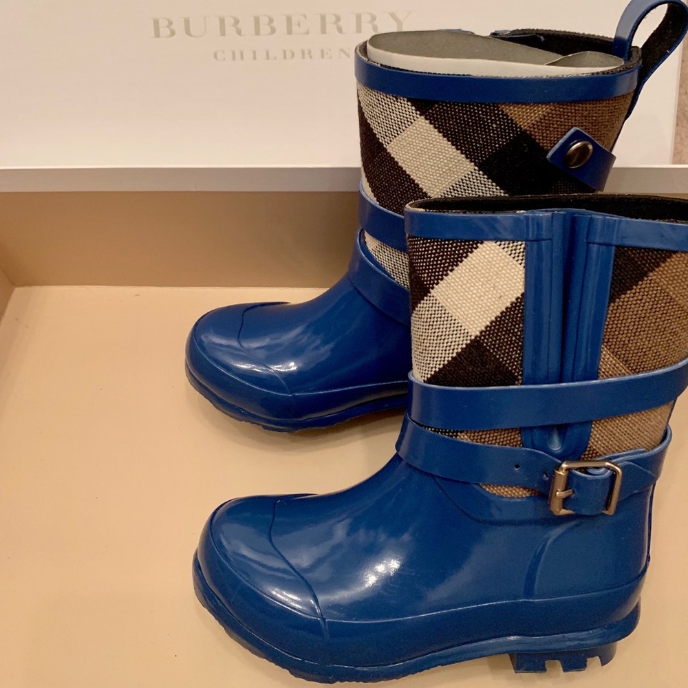 Burberry Kids Rain boots size 10 T